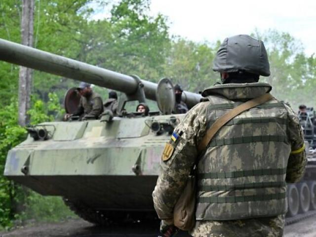 Thế giới - Ukraine nói Nga gia cố phòng thủ, cảnh báo xung đột kéo dài