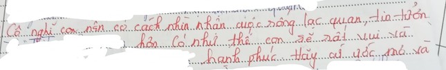 Students write Literature about the reason why they don't have dreams, the teacher leaves a comment that makes readers "melt"  - first