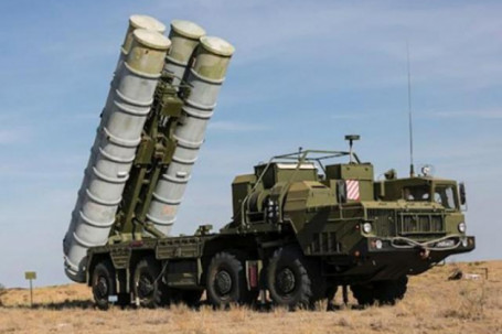 Syria lần đầu phóng tên lửa S-300 nhằm vào chiến đấu cơ Israel: Tín hiệu cảnh báo của Nga?