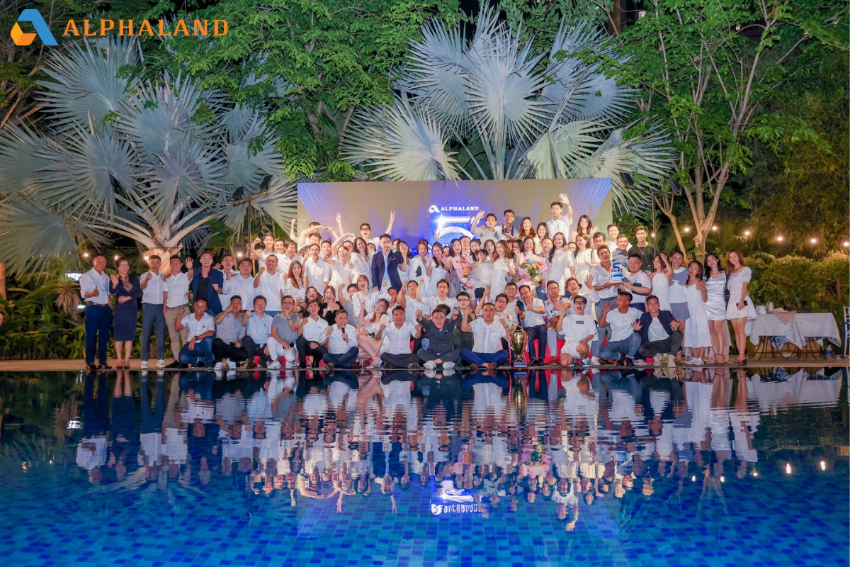 Ra mắt câu lạc bộ đầu tư bất động sản Alpha Land - 1