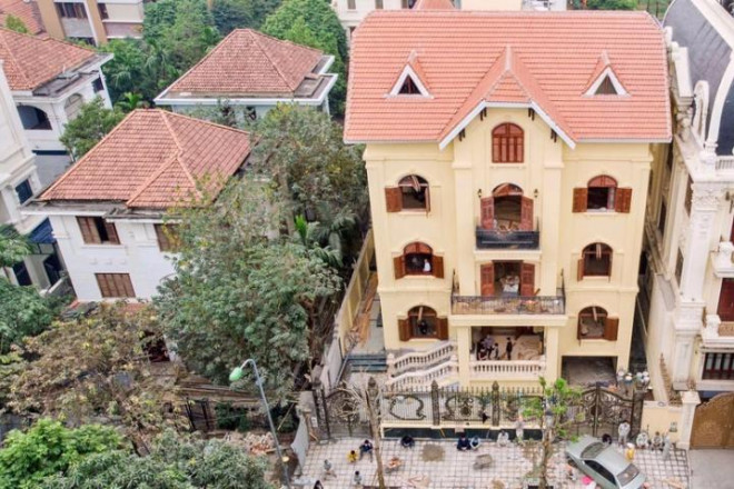 What does the Hanoi Department of Construction report on the scandalous villa case?  - first