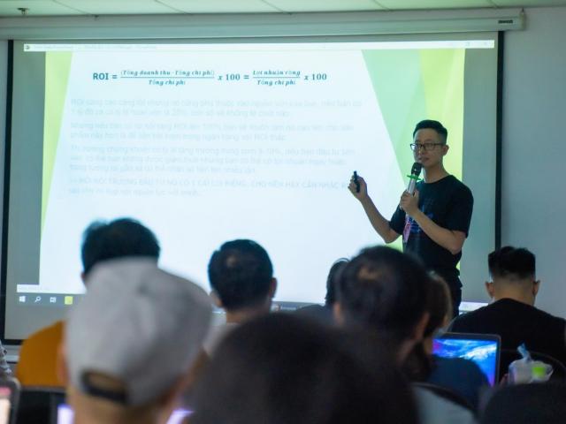 Bạn trẻ - Cuộc sống - Từ học sinh kém nhất lớp đến CEO thu nhập “khủng” vì câu nói của Bill Gates