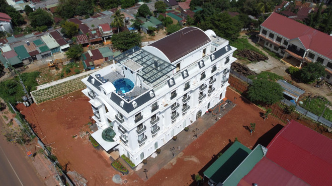 "Tòa nhà trắng" được Thanh tra tỉnh Đắk Nông chỉ ra các sai phạm nhưng chưa khắc phục xong