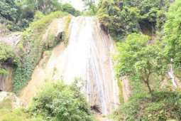 Du lịch - Chiêm ngưỡng Thác nước Nàng tiên ở Tây Bắc