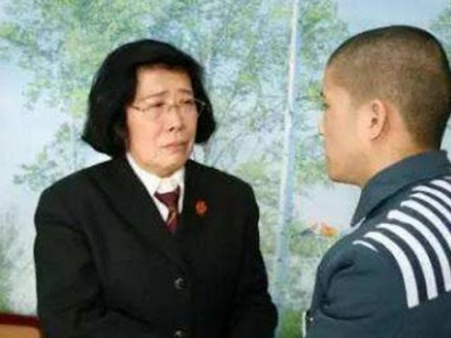 Thủ khoa đại học lãnh 10 năm tù vì cướp ngân hàng quyết tâm làm lại từ đầu