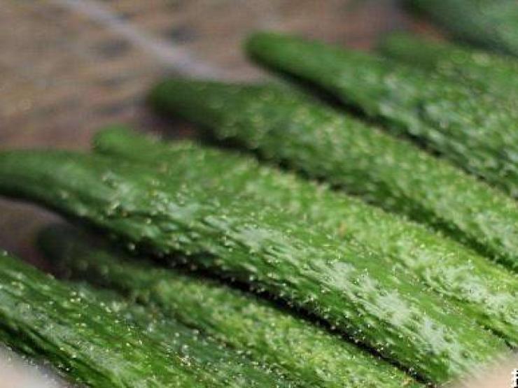 Ẩm thực - Muốn chọn dưa chuột giòn ngon, không đắng nên áp dụng những mẹo sau