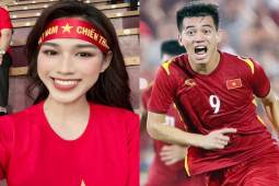 Đời sống Showbiz - Mỹ nhân Thanh Hóa khiến fan nam "mất tập trung" trong đêm bán kết U23 Việt Nam - U23 Malaysia