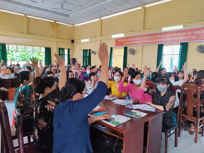 Không khí buổi tập huấn diễn ra rất sôi nổi tại huyện Kế Sách