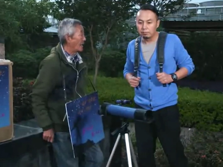 Clip hài hước - Chàng trai "đàng hoàng" mua ống nhòm và cái kết cay đắng