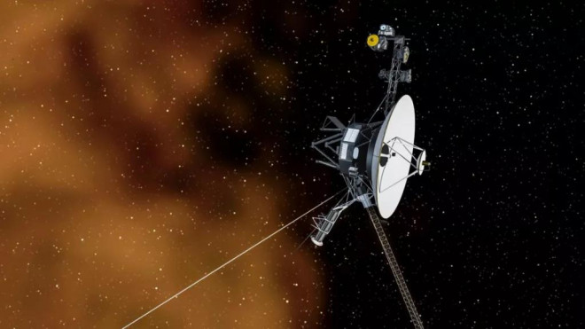 Tàu NASA Voyager 1 đang lang thang trong không gian giữa các vì sao - Ảnh: NASA