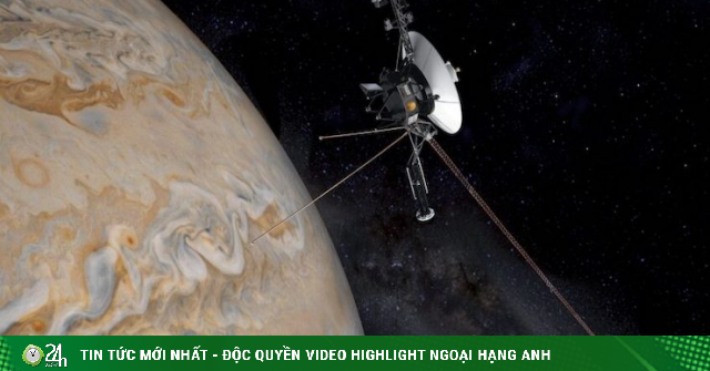 Sending a “drunk” signal, what did the NASA spacecraft collide with outside the solar system?-Information Technology