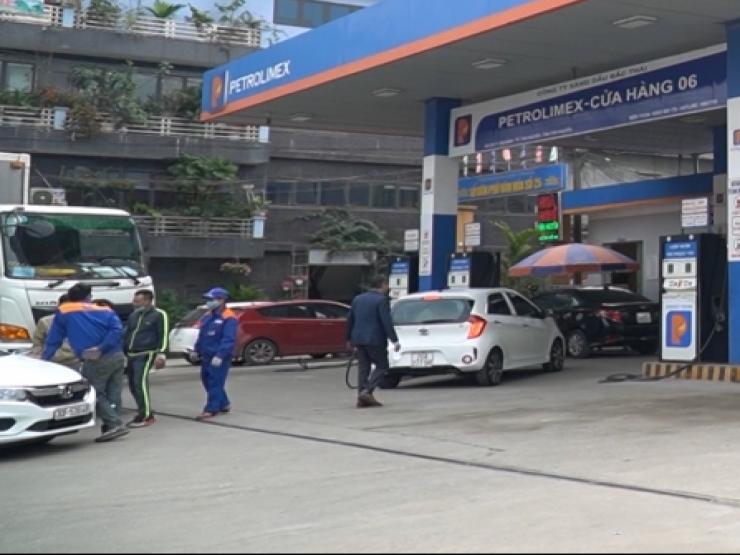 Thị trường - Tiêu dùng - Giá xăng dầu hôm nay 22/5: Liên tục tăng, ghi nhận tuần tăng tốt