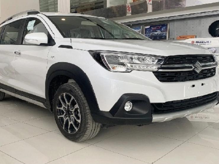 Thị trường - Tiêu dùng - Nóng tuần qua: Ô tô nhập khẩu ồ ạt về Việt Nam, rẻ nhất chưa đầy 320 triệu đồng mỗi xe