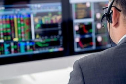 Kinh doanh - HoSE công bố lại số liệu tự doanh, cổ phiếu có bị bán bất thường?