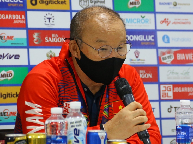 Bóng đá - Họp báo U23 Việt Nam - U23 Thái Lan: Thầy Park thổ lộ cảm xúc sau trận cầu "kinh điển"