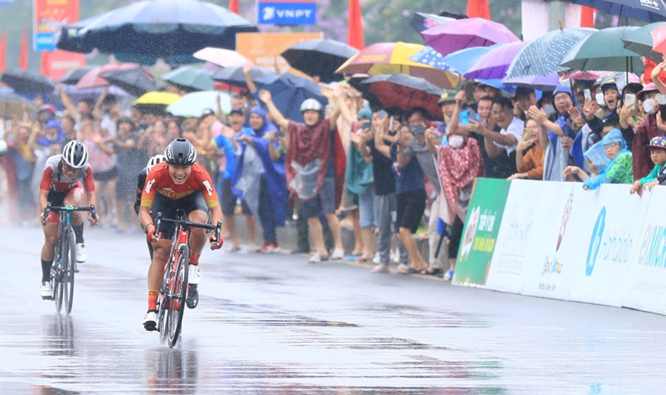 The pinnacle of SEA Games: Nguyen Thi That consecutively won 2 gold medals for Vietnamese bicycles - 1