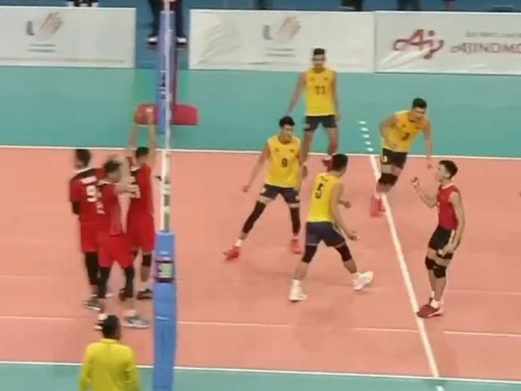 Thể thao - Video bóng chuyền nam Việt Nam - Indonesia: 3 set định đoạt, tiếc nuối "giấc mơ vàng" (CK SEA Games 31)