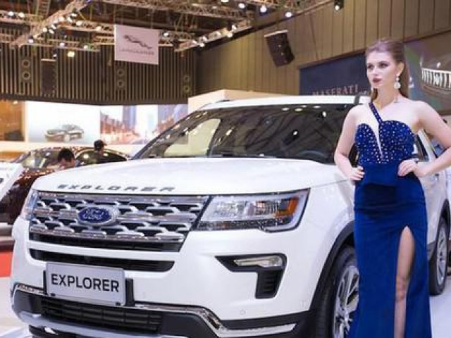 Tin tức ô tô - Sắp hết giảm lệ phí trước bạ, xe nhập ồ ạt về nước