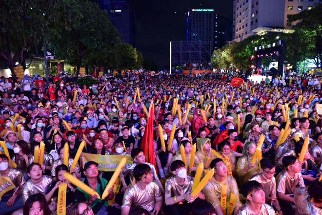 Looking back at historical moments on the day U23 Vietnam beat Thailand U23, won the gold medal at SEA Games 31 - 4