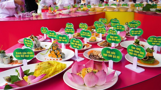 200 dishes from lotus receive "double"  Vietnam and world records - 5