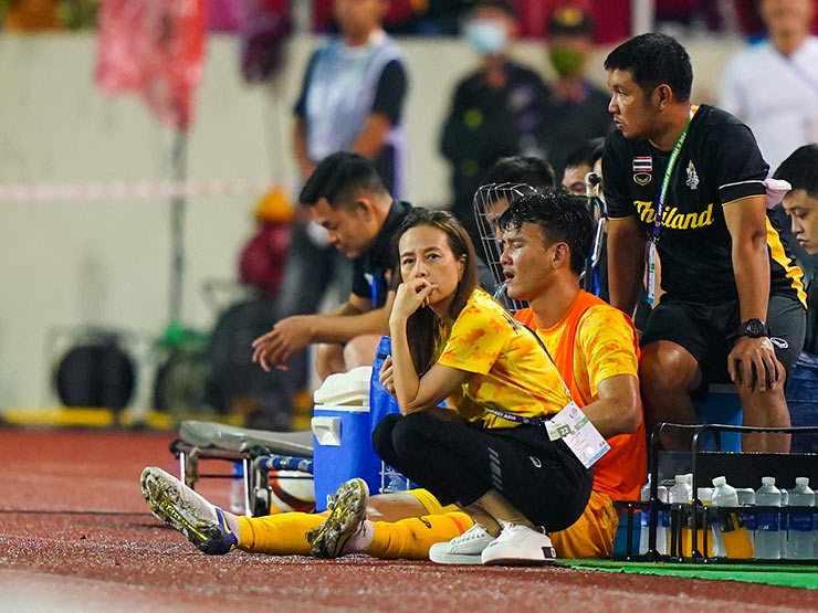 Bóng đá - "Sếp nữ" Madam Pang xin lỗi người dân Thái Lan sau trận thua U23 Việt Nam
