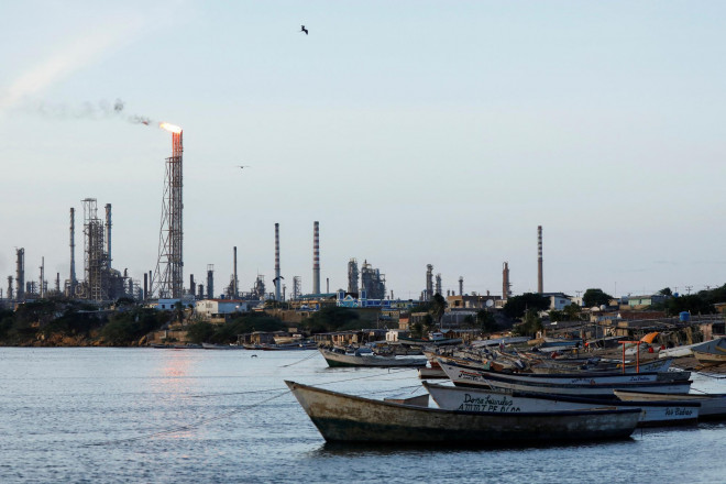 Dự án tiếp theo của Venezuela và Iran là khu phức hợp lọc dầu lớn nhất Venezuela: Paraguana Refining Center (CRP). Ảnh: Reuters