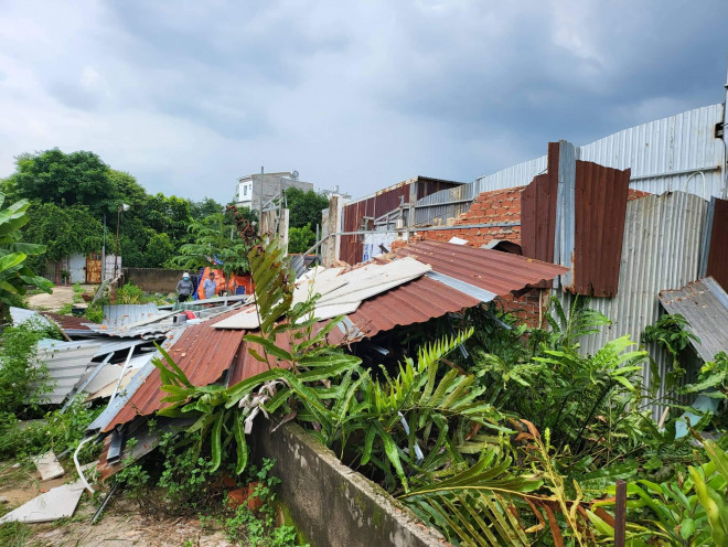 What did the Chairman of Thu Duc City say about the case of the team that forcibly took the ring and watch from the violating construction owner - 2