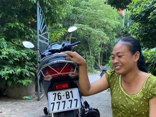 Tin tức trong ngày - Xe máy biển số ngũ quý 7 đã được "gả" cho chủ mới