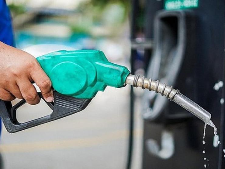 Thị trường - Tiêu dùng - Giá xăng dầu hôm nay 24/5: Đồng loạt giảm, Trung Quốc âm thầm hưởng lợi khi EU quay lưng với dầu của Nga