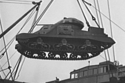 Thế giới - Điều ít biết về chương trình "Cho vay - Cho thuê" vũ khí của Mỹ trong Thế chiến II