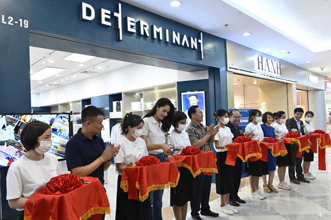 DETERMINANT – thương hiệu thời trang với bộ 61 size áo sơ mi đến từ Hồng Kông - 2