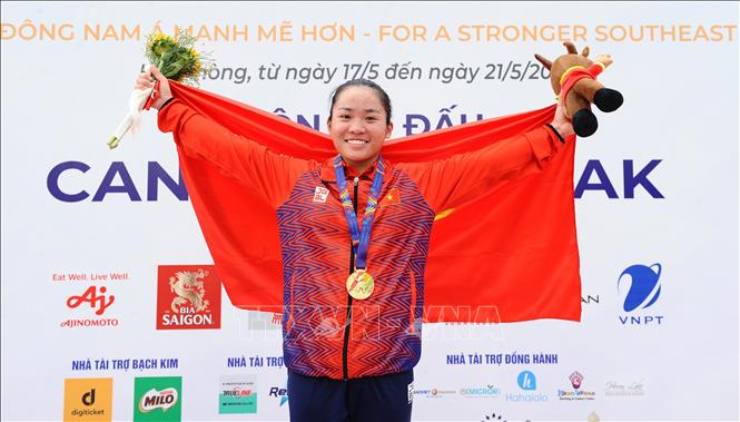 Nguyễn Thị Hương VĐV thứ 2 của Việt Nam giành 5 HCV ở SEA Games 31. Ảnh: Minh Đức – TTXVN