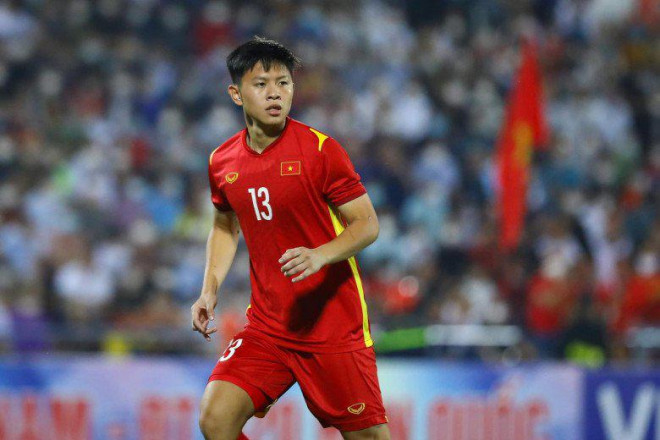 Em út U23 Việt Nam đạt HCV SEA Games 20 tuổi đã vợ đẹp con ngoan: Chuyện yêu, cưới, có con cũng rất thú vị - 1