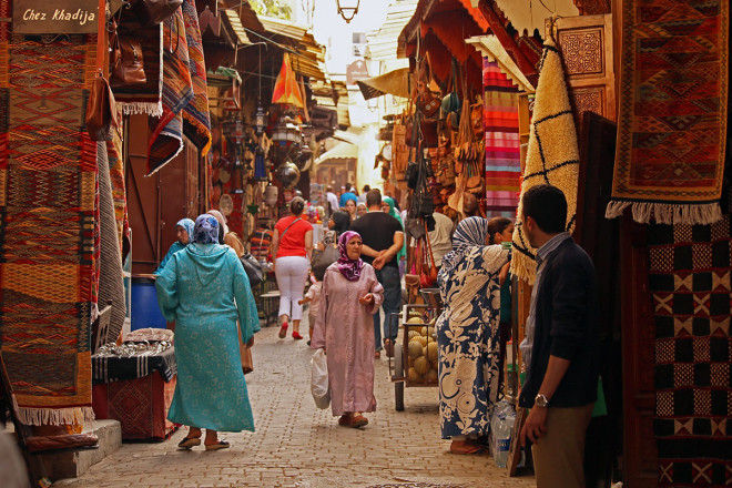 Hoi An reached the top of a beautiful destination for people who love to walk by car - 9