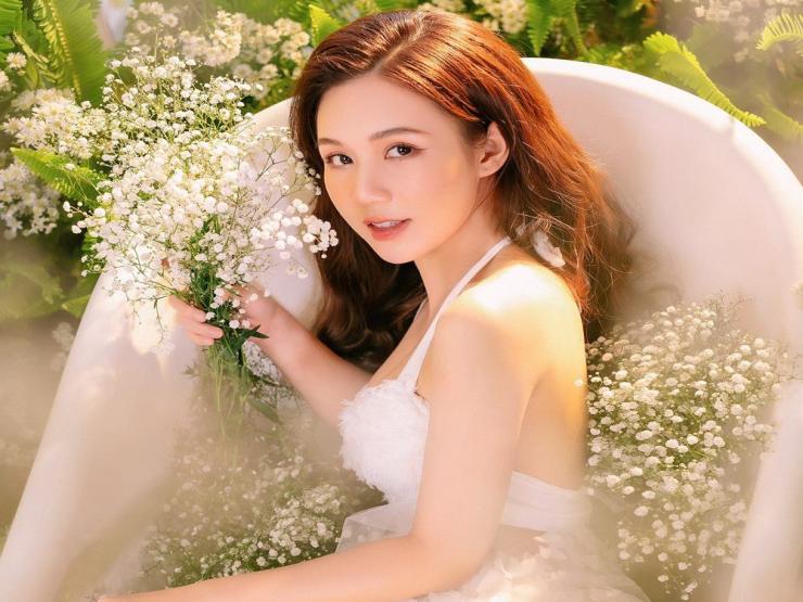 Làm đẹp - Để xinh đẹp như "cô y tá" Phạm Ngọc Anh