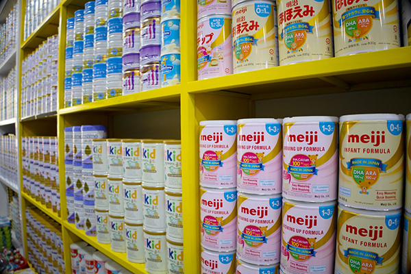 Lối bài trí ngăn nắp của Shop Hà Bi