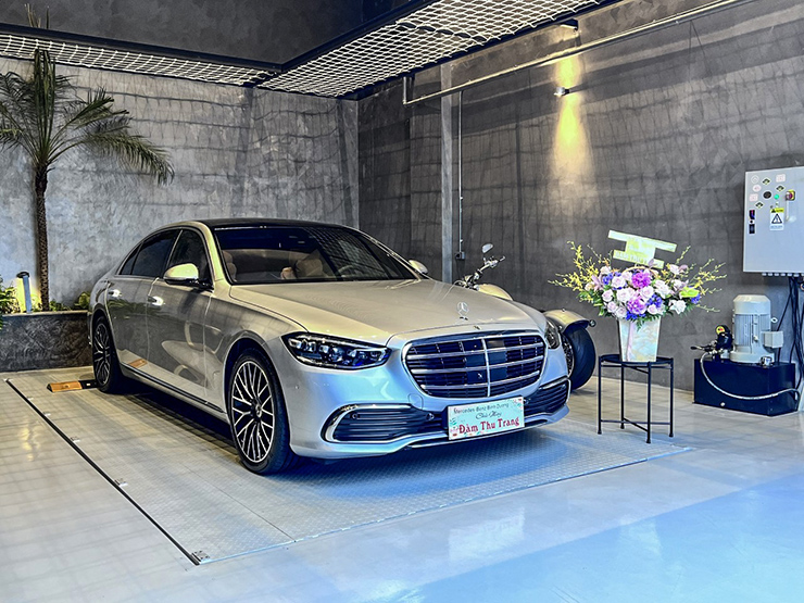 Entrepreneur Cuong Do La bought S450 Luxury for more than 5.5 billion VND - 1