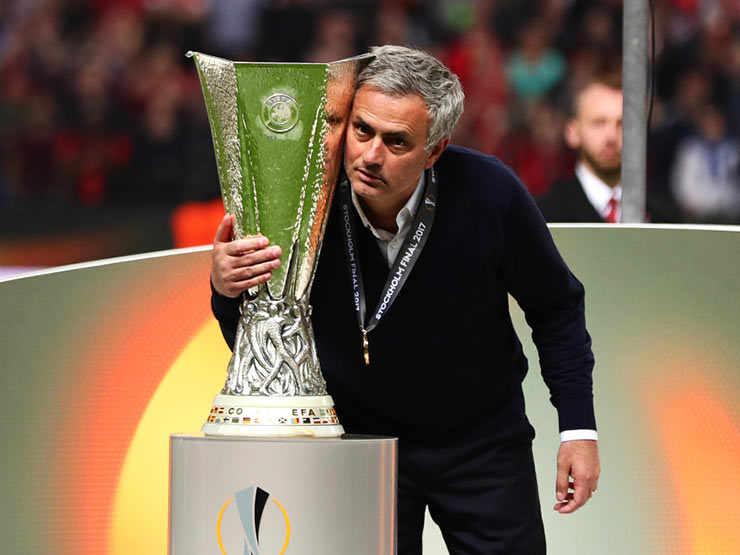 Bóng đá - Chung kết Europa Conference League: Mourinho sắp đoạt trọn bộ danh hiệu châu Âu