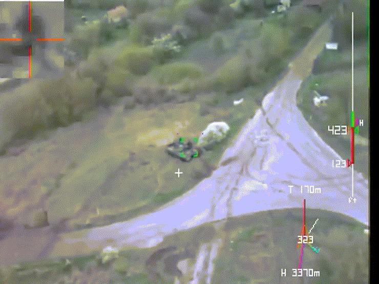 Thế giới - VIDEO: ‘UAV sát thủ’ Switchblade của Ukraine phá hủy xe tăng Nga