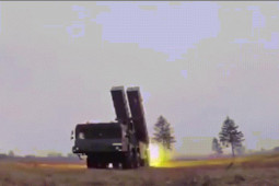 Media - Tổ hợp pháo phóng loạt có sức công phá mạnh bậc nhất thế giới hiện nay