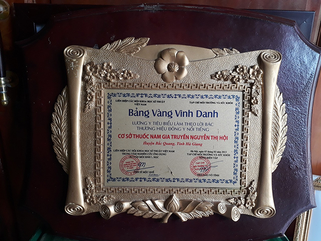 Bài thuốc chữa viêm gan của Lương y Nguyễn Thị Hội đã đạt nhiều giải thưởng cao quý vì mang lại sức khỏe cho người bệnh.