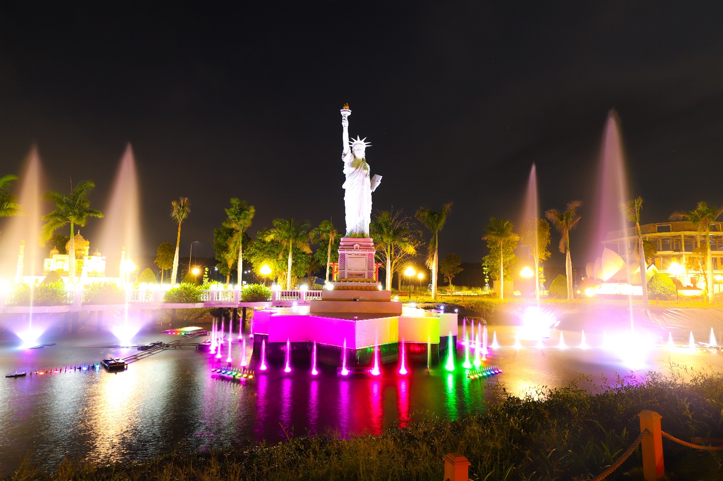 Sự kiện tri ân khách hàng Century City hứa hẹn bùng nổ với loạt ngôi sao nổi tiếng và giải thưởng lớn - 3