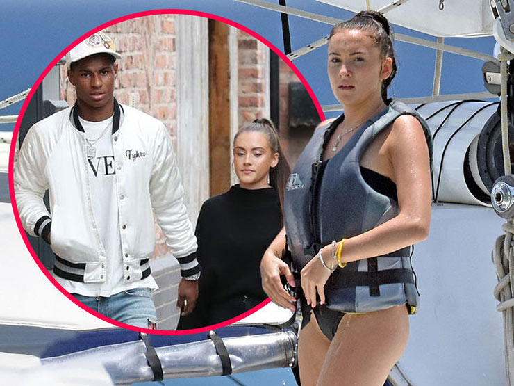 Bóng đá - SAO MU Rashford cầu hôn bạn gái, mơ ghi điểm với HLV Ten Hag