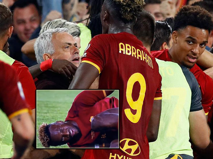 Bóng đá - Mourinho - AS Roma vô địch: SAO ăn vạ câu giờ, bị chỉ trích vì "làm trò" với HLV