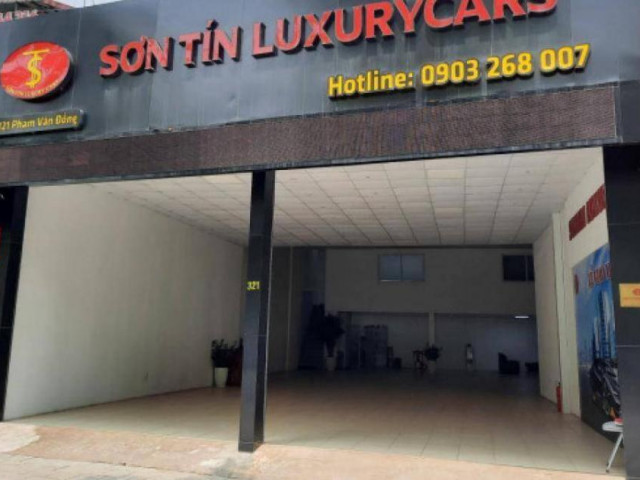 Tin tức ô tô - Nhiều showroom bán xe sang đột ngột đóng cửa
