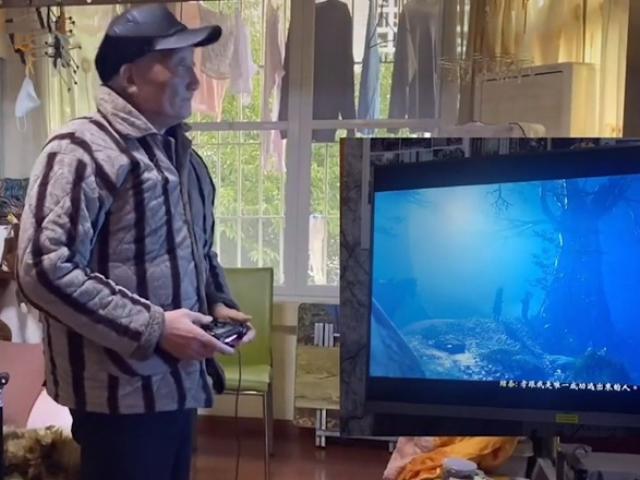 Cụ ông 86 tuổi phá đảo hơn 300 trò chơi điện tử