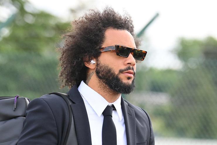 Marcelo đeo cặp kính râm khá "ngầu"