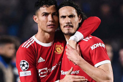 Cavani xúc động chia tay MU, tiếc nuối vì không giúp "Quỷ đỏ" lọt top 4