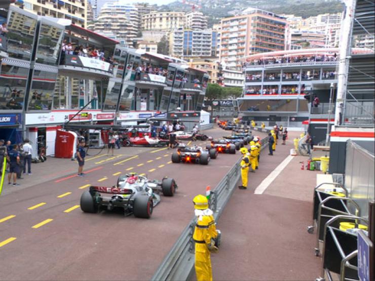 Thể thao - Đua xe F1, phân hạng Monaco GP: Kịch bản cờ đỏ lặp lại, Ferrari xuất phát 1-2