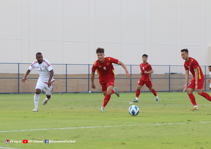 U23 Việt Nam đấu U23 UAE: Kết quả ra sao, thầy Gong nói gì về sơ đồ 4-3-3? - 3